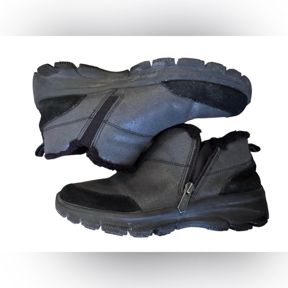 Skechers "Easy Going Zip It ” Boot Suede Black Fur Lined Booties Women 7.5 Black